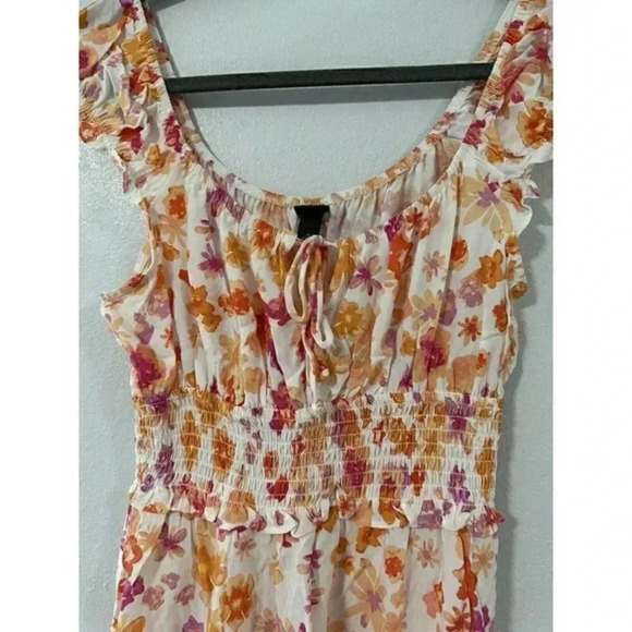 Wild Fable Dresses Wild Fable Puff Short Sleeve - Picture 5 of 6